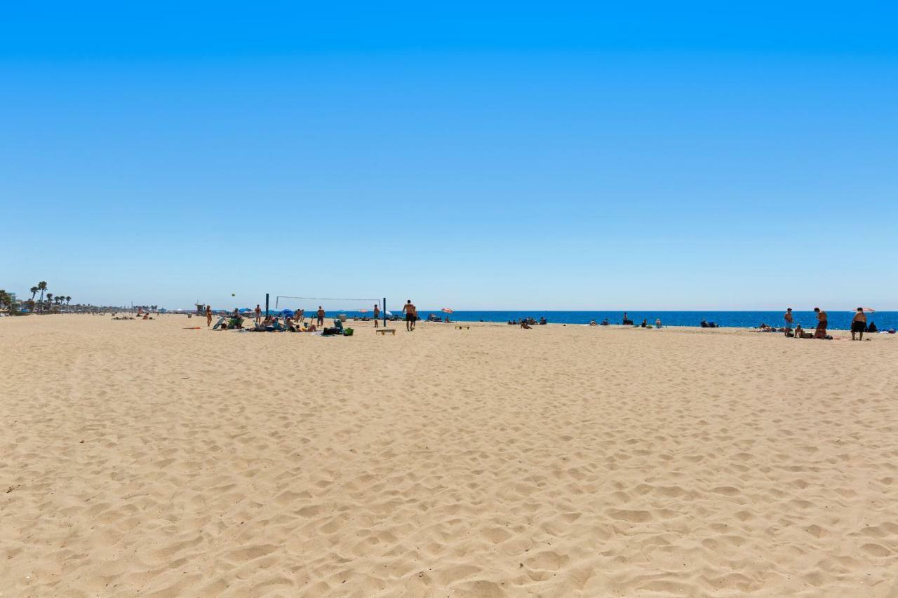 Upper Level Beach Retreat Ньюпорт-Бич Экстерьер фото